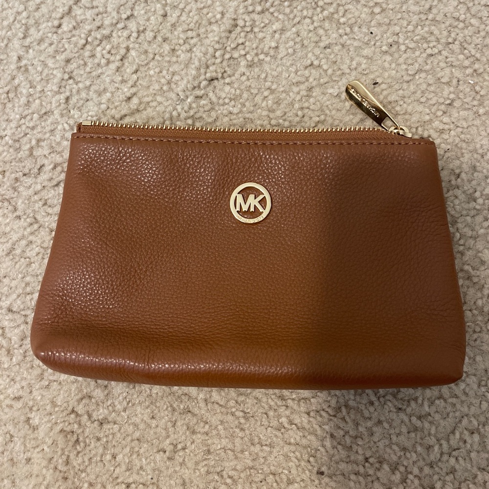 Michael Kors pouch
